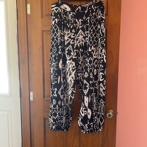 Ladies Pants by Papa Vancouver - NWT XXL
